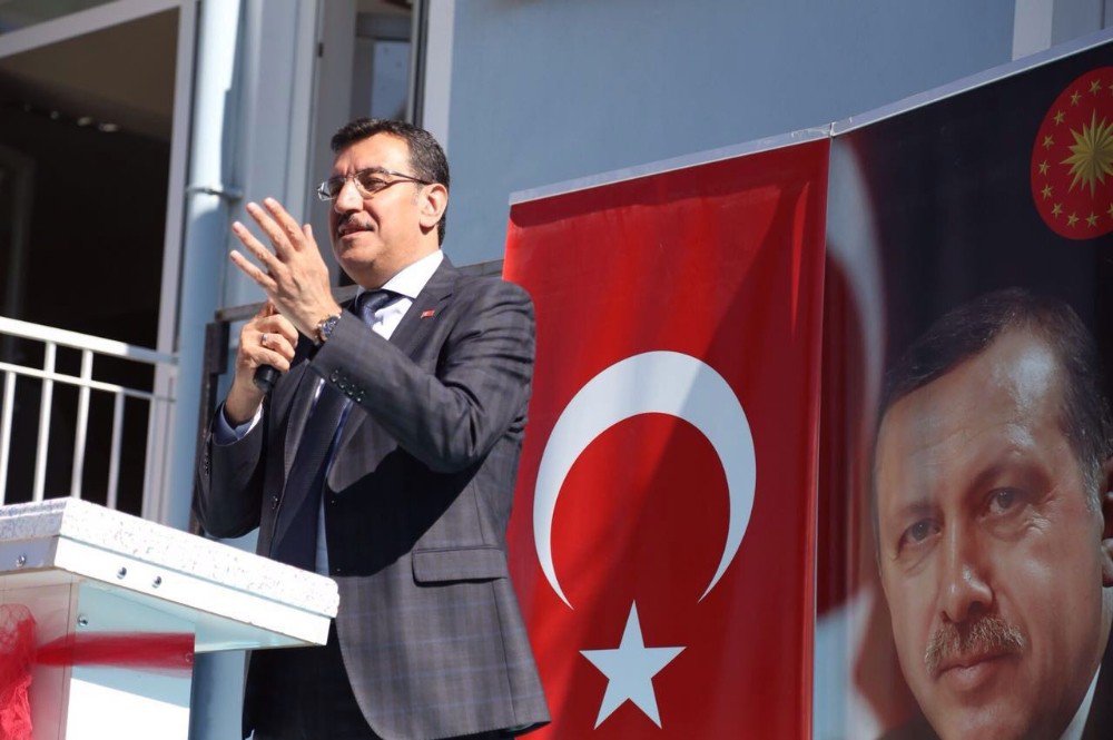 Gümrük Bakanı Tüfenkci: “15 Temmuz’da Darbeye ’Dur’ Dedik, 16 Nisan’da Milli İradeye ’Evet’ Diyeceğiz”