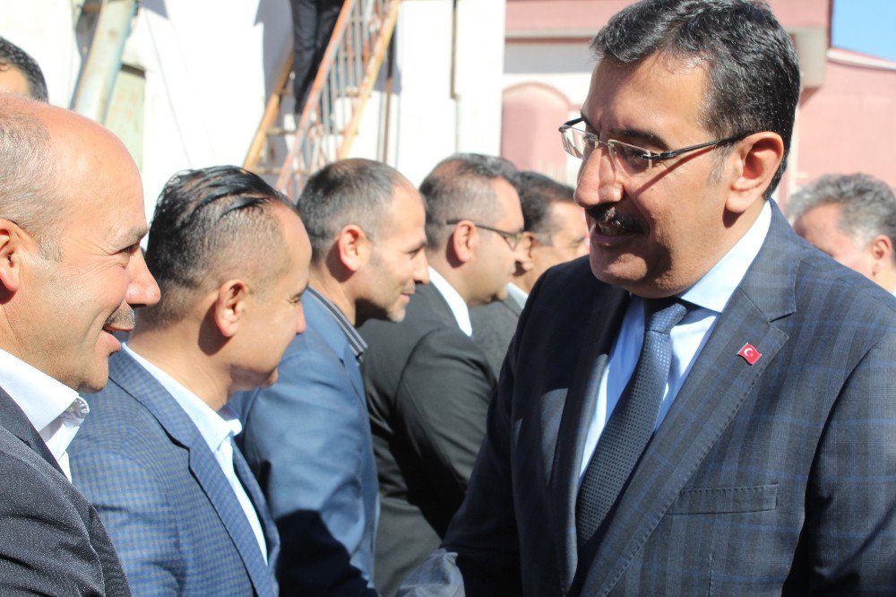 Bakan Tüfenkci’den Chp’li Vekilin Sözlerine Tepki