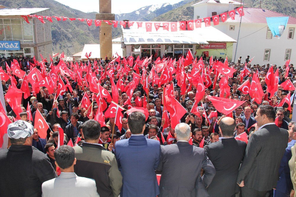 Şemdinli’de ‘Teröre Hayır, Kardeşliğe Evet’ Mitingi