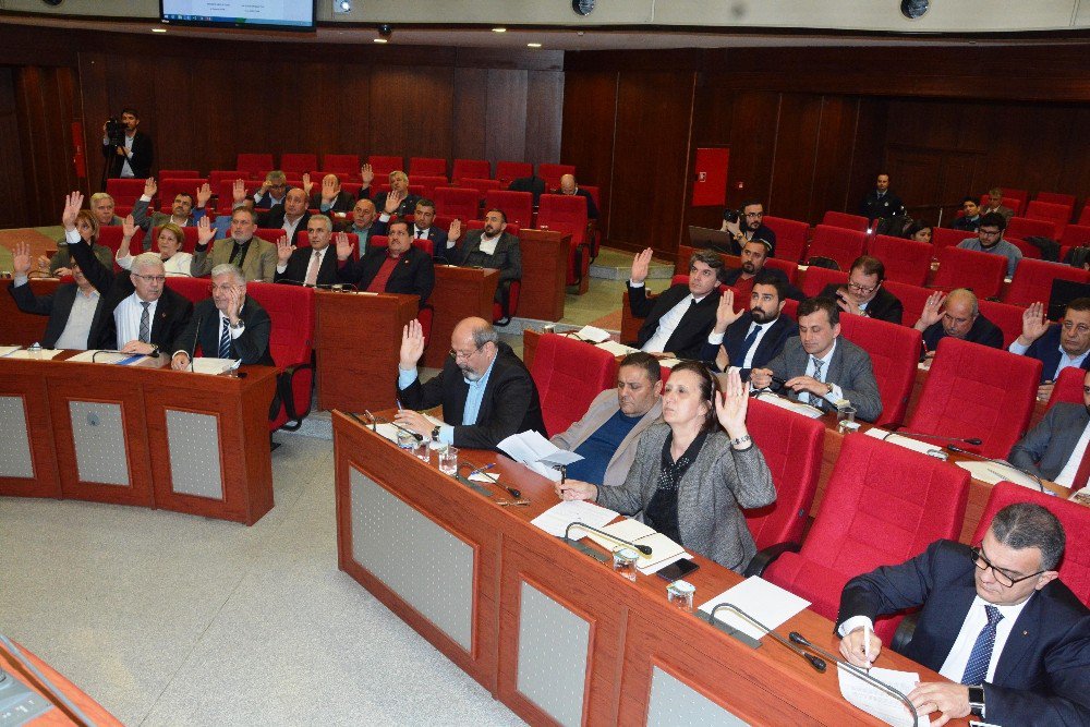 İzmit Meclisinde Encümen Ve Komisyon Seçimleri Yapıldı