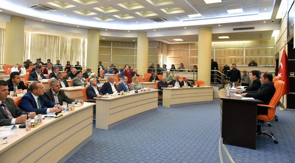 Tütüncü: “Kepez’de Destan Yazdık”