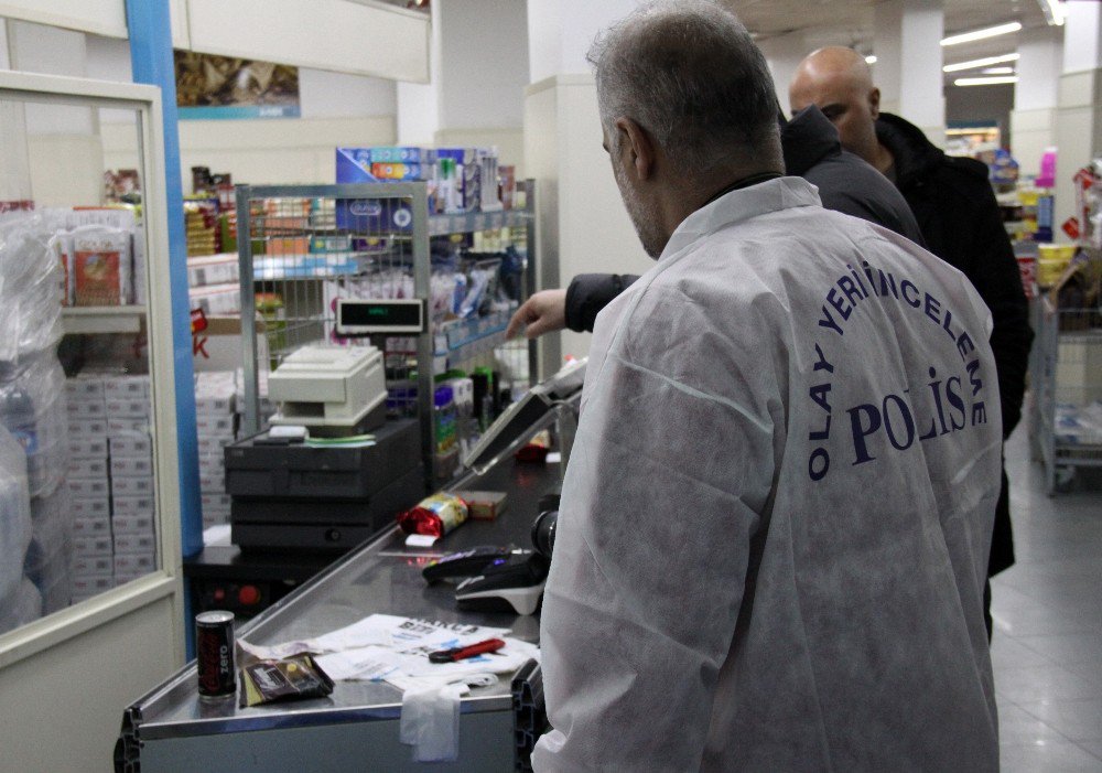 Kocaeli’de Oyuncak Silahla Market Soygunu