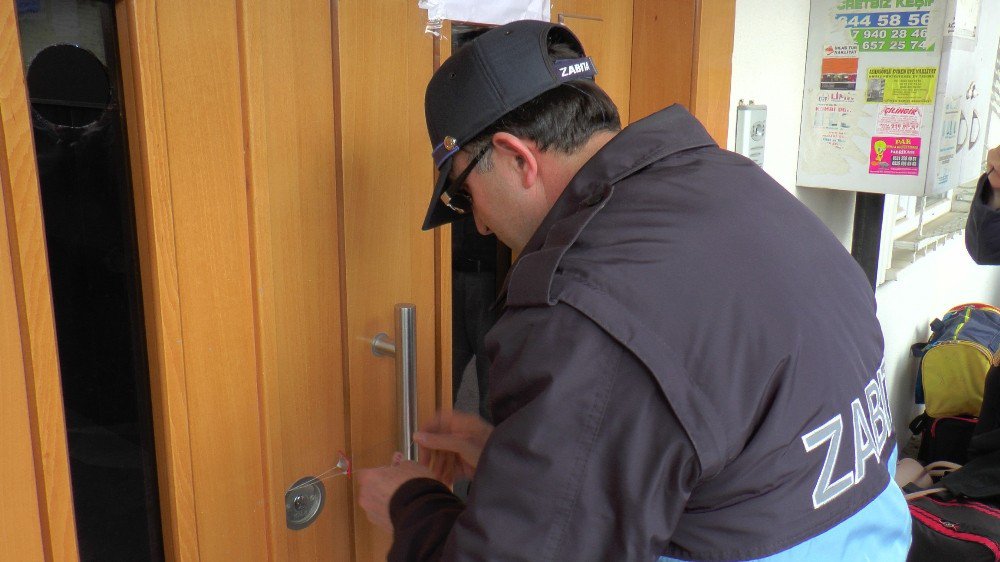 İstinat Duvarı Tehlikesi Nedeniyle 28 Daire Mühürlendi