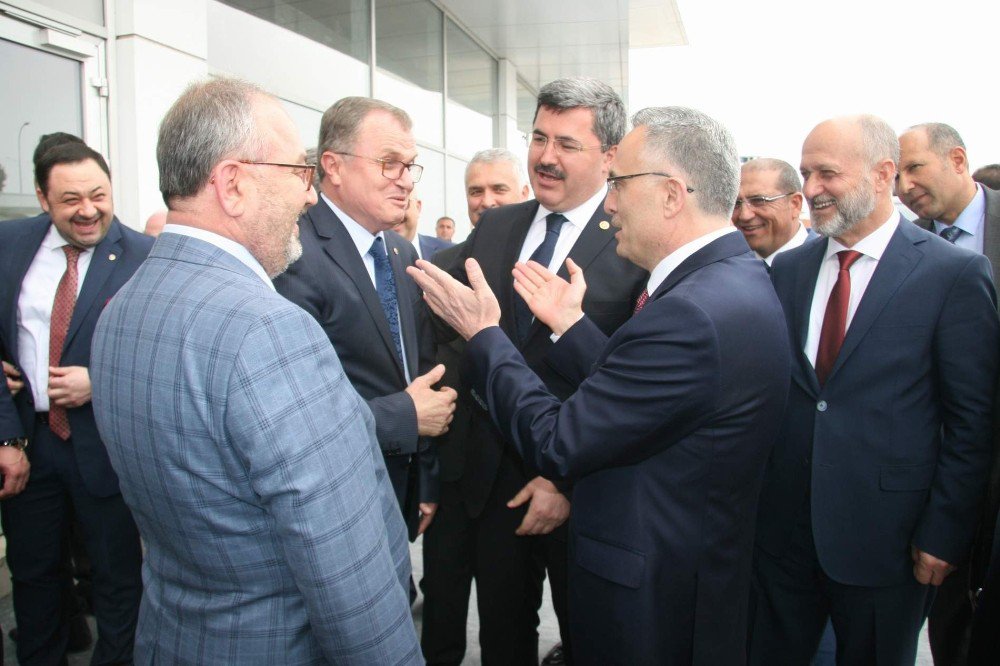 Maliye Bakanı Naci Ağbal 16 Nisan Referandumu İle İlgili Olarak: