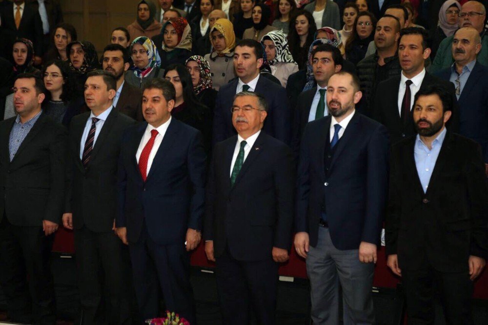 Milli Eğitim Bakanı Yılmaz, El Yazısıyla İlgili: “Öğrenciler İstemiyor, İşkence Gibi Görenler Var”