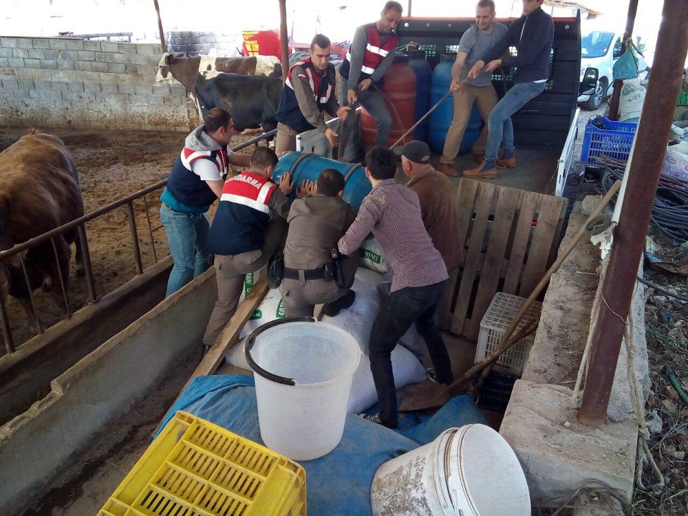 830 Litre Sahte İçki Ele Geçirildi