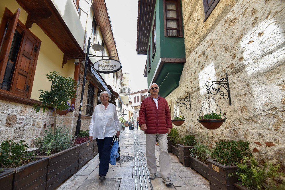 Muratpaşa, Hestourex’e Küçük Kaleiçi Kuruyor