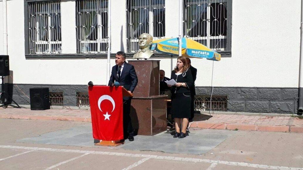 25. Dönem Ak Parti Milletvekili Yaşar Karayel: "Bu Nesli Vatanını Seven Bir Nesil Olarak Yetiştirmek Hepimizin Görevidir"