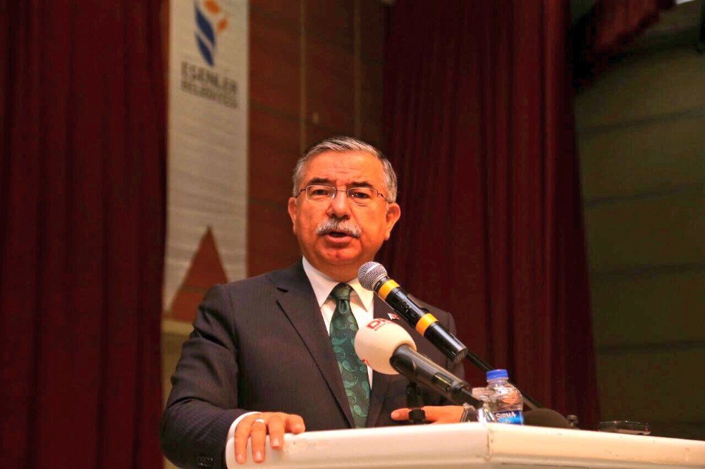 Milli Eğitim Bakanı Yılmaz, El Yazısıyla İlgili: “Öğrenciler İstemiyor, İşkence Gibi Görenler Var”