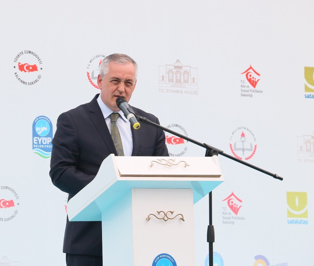 Milli Eğitim Bakanı İsmet Yılmaz: “İstanbul’da 2019 Yılına Kadar İkili Eğitime Son Verelim”