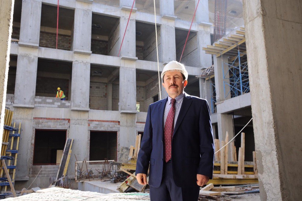 “Türkiye’nin En Güzel Hükümet Konağı Olacak”