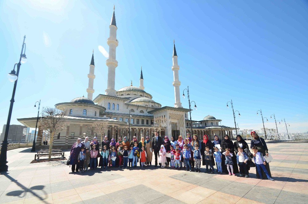 Nezaket Okulu Öğrencileri Millet Camii’ni Ziyaret Etti