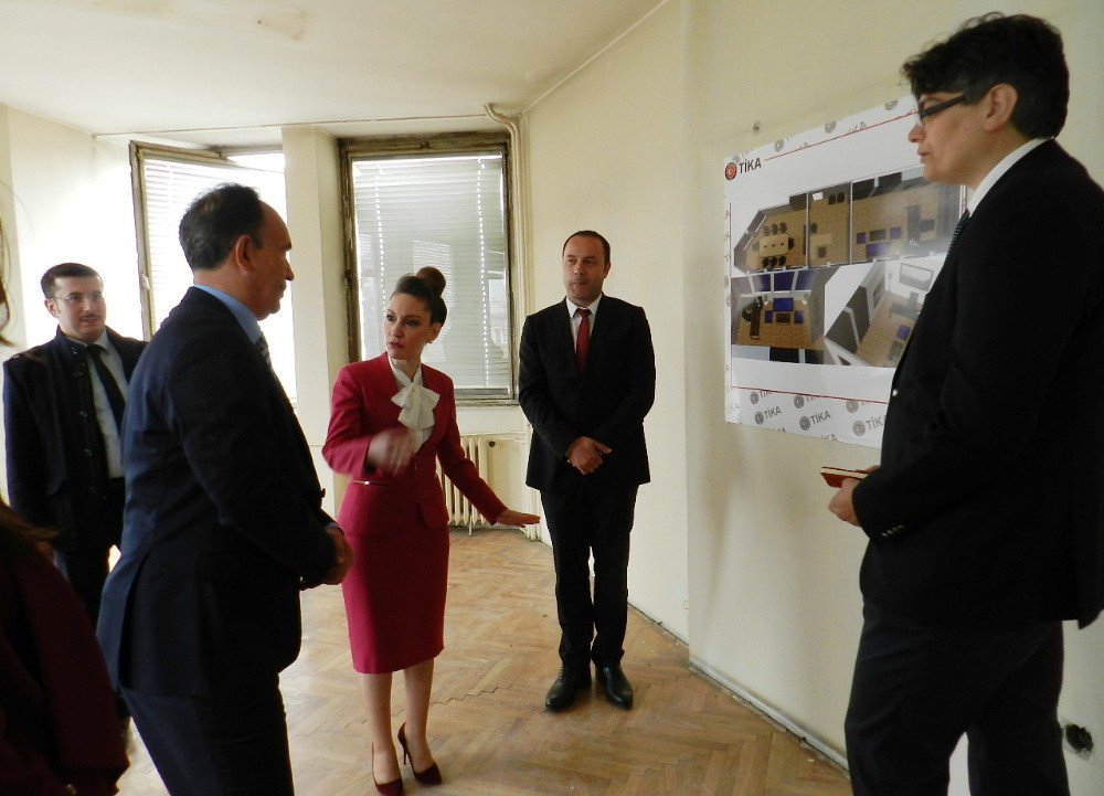 Tika’dan Kosova Medyasına Destek