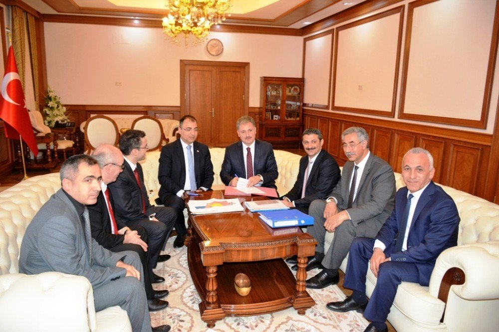 Sağlık Yatırımları İçin Arsa Devri Gerçekleştirildi