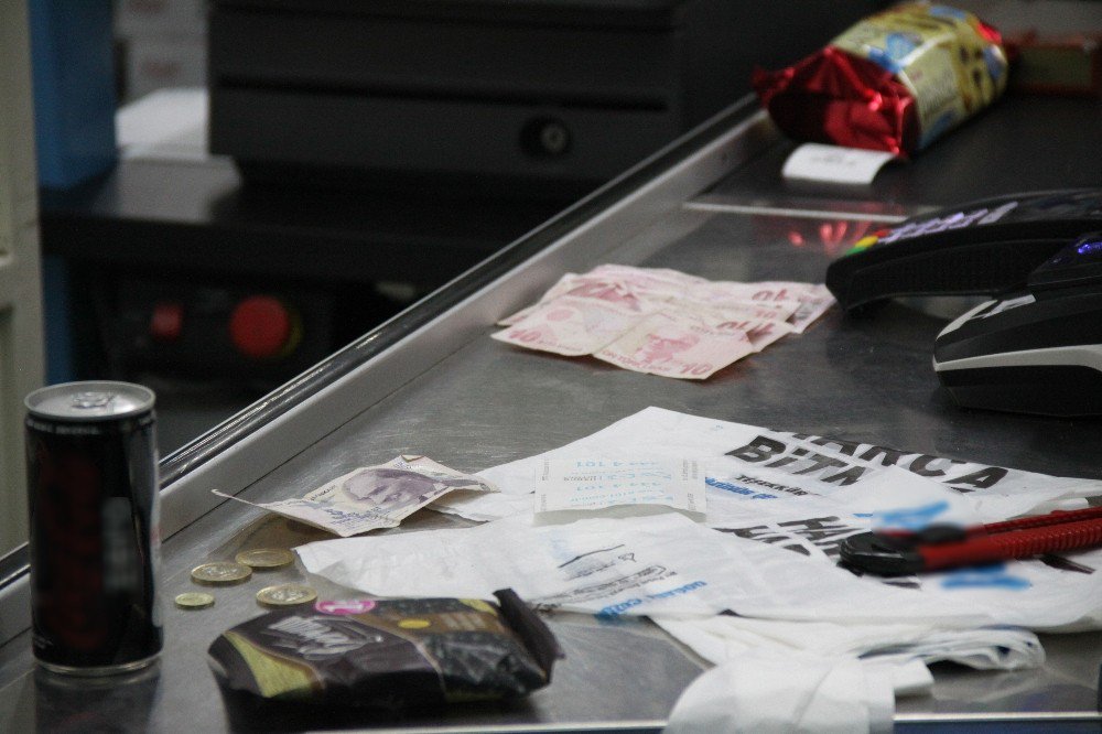 Kocaeli’de Oyuncak Silahla Market Soygunu