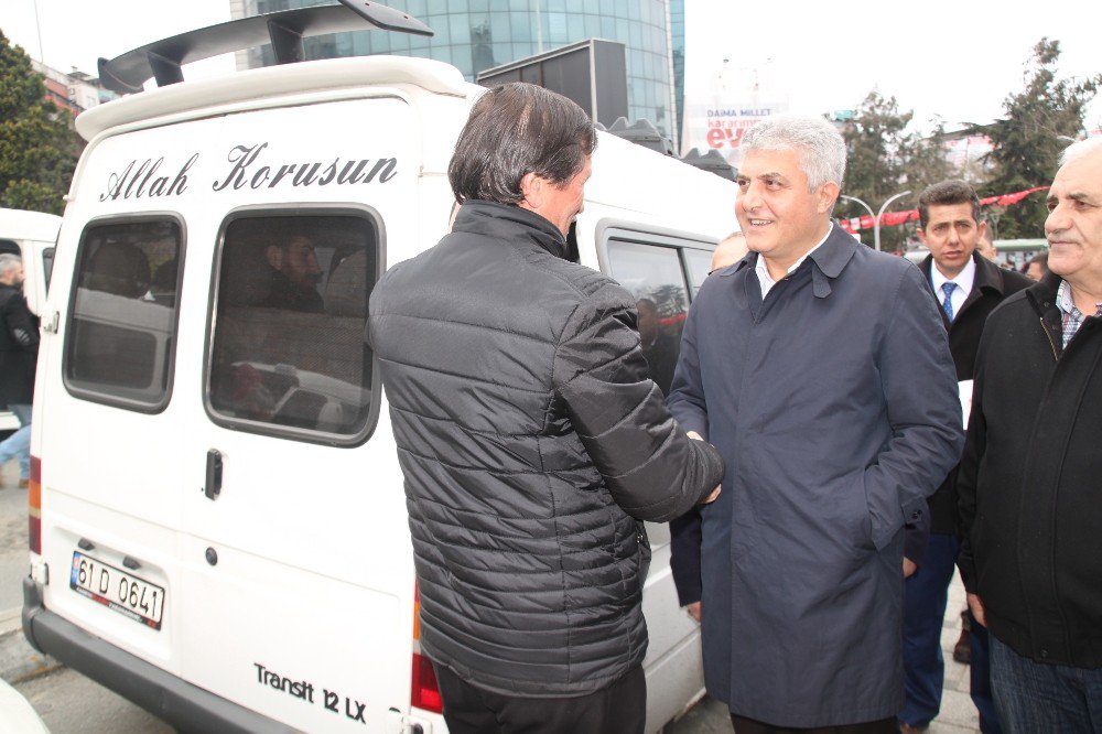 Ak Parti Trabzon Milletvekilleri Referandum Çalışmalarını Sürdürüyor