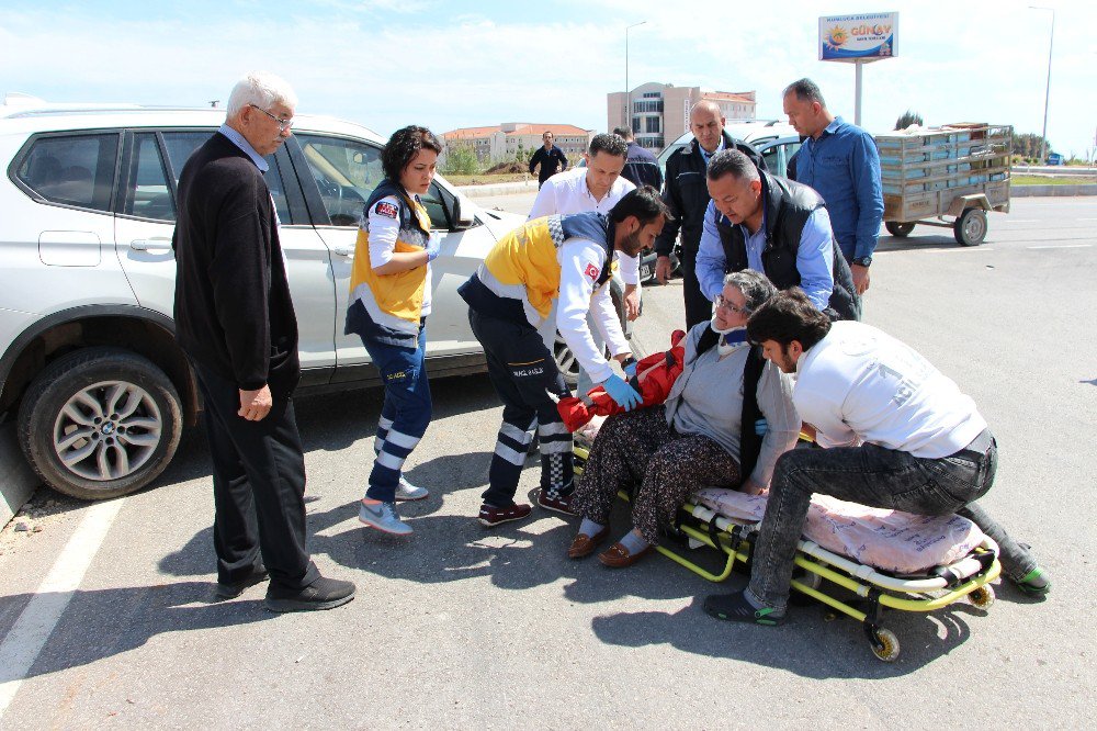 Kumluca’da Trafik Kazaları: 5 Yaralı