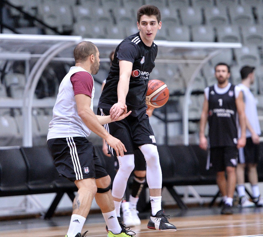 Beşiktaş Sompo Japan, Tofaş Maçı Hazırlıklarını Sürdürüyor