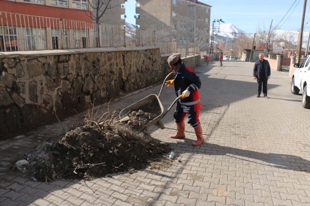 Bitlis’te Bahar Temizliği