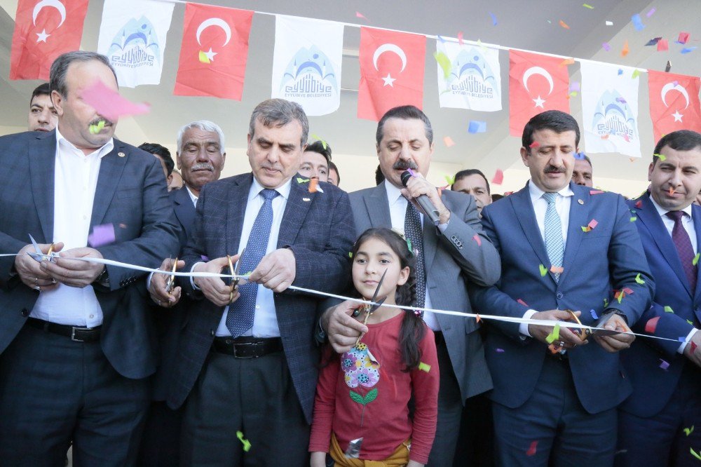 Eyyübiye’deki Konukevlerinin Açılışını Bakan Çelik Yaptı