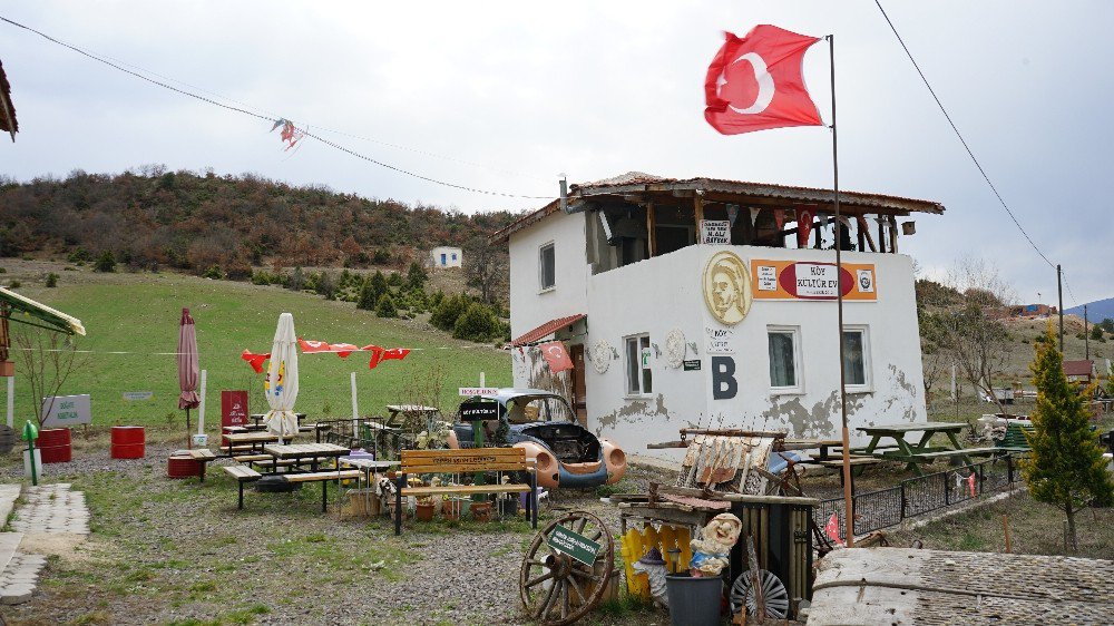 Eskişehir’de Bulunan Köy Kültür Evi Ziyaretçilerini Bekliyor