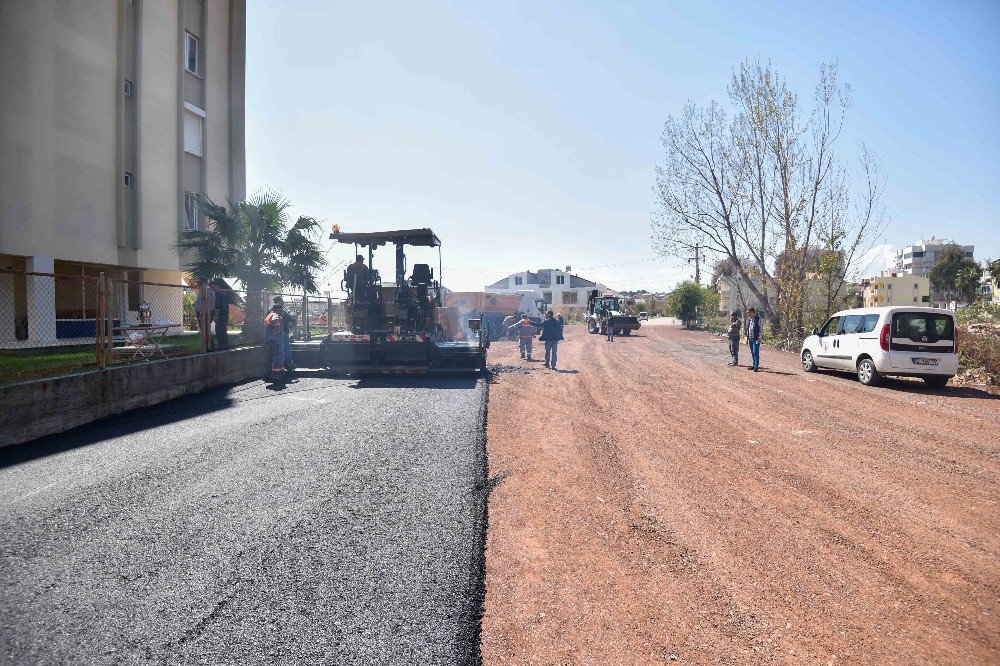 Güzelbağ Mahallesi’nde Sıcak Asfalt Çalışması