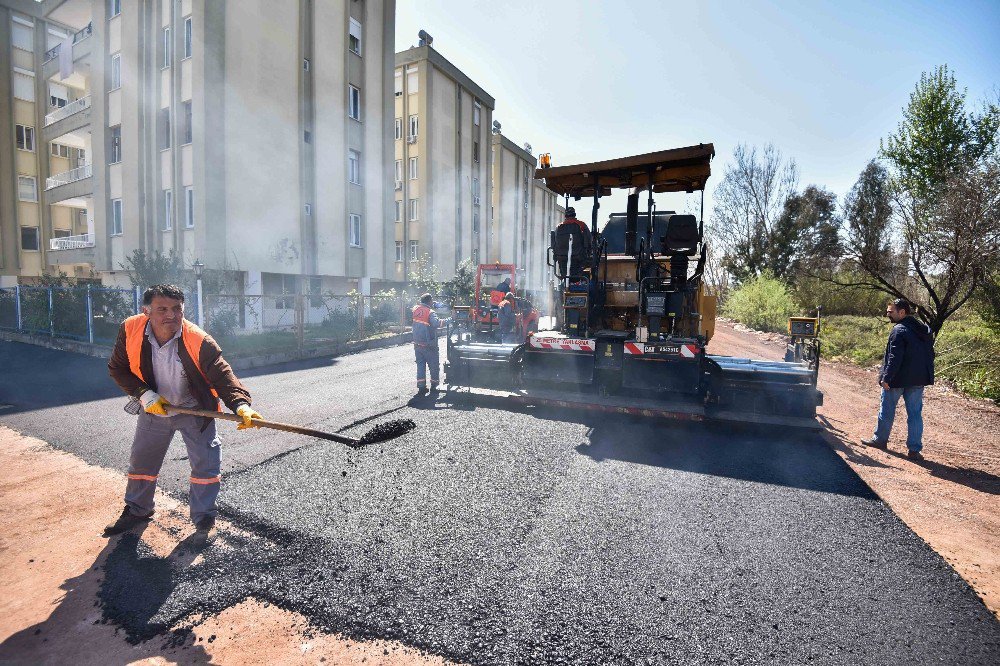 Güzelbağ Mahallesi’nde Sıcak Asfalt Çalışması