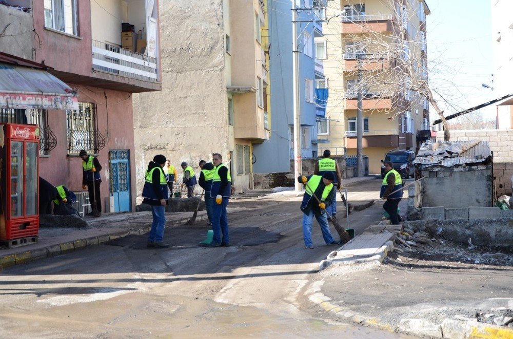 Palandöken Belediyesinden Bahar Temizliği