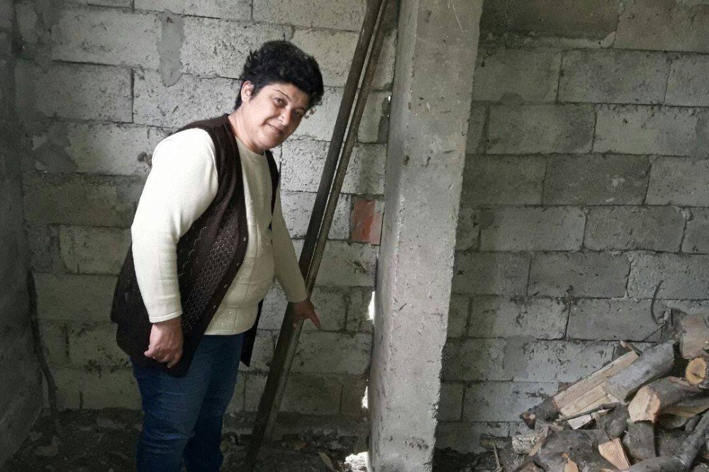 Kanser Hastası Kadın, Engelli Yeğenleri İçin Emine Erdoğan’dan Yardım Bekliyor