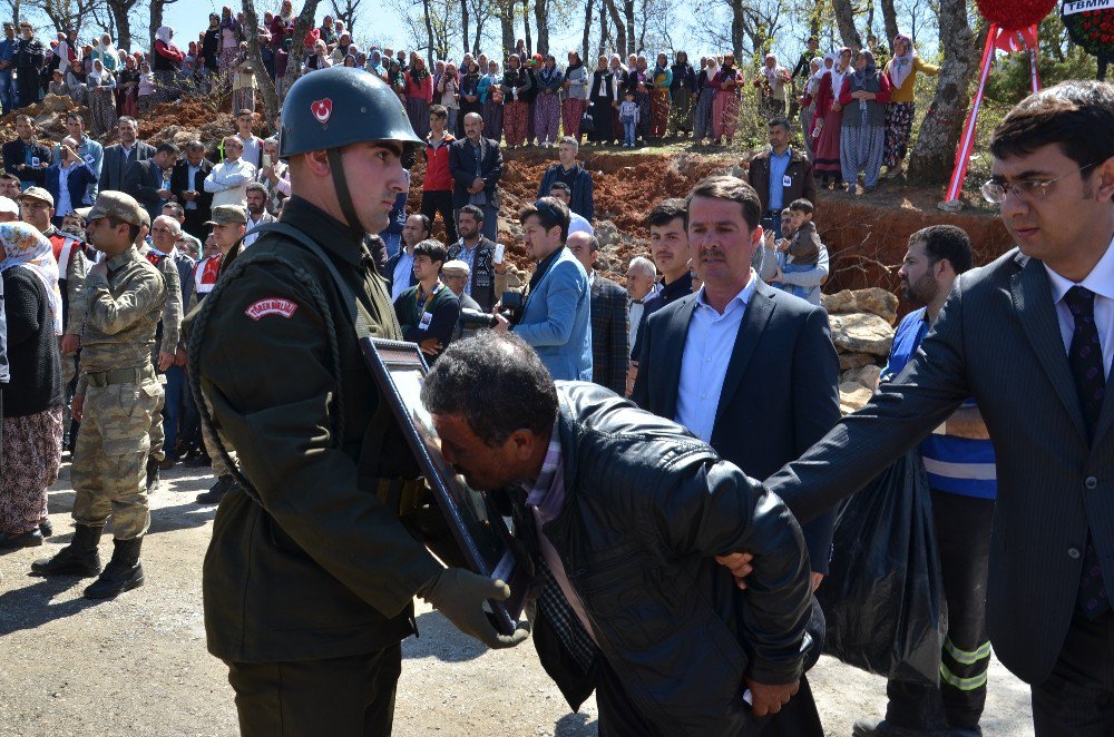 Şehit Olurken Memleketine Selam Gönderdi