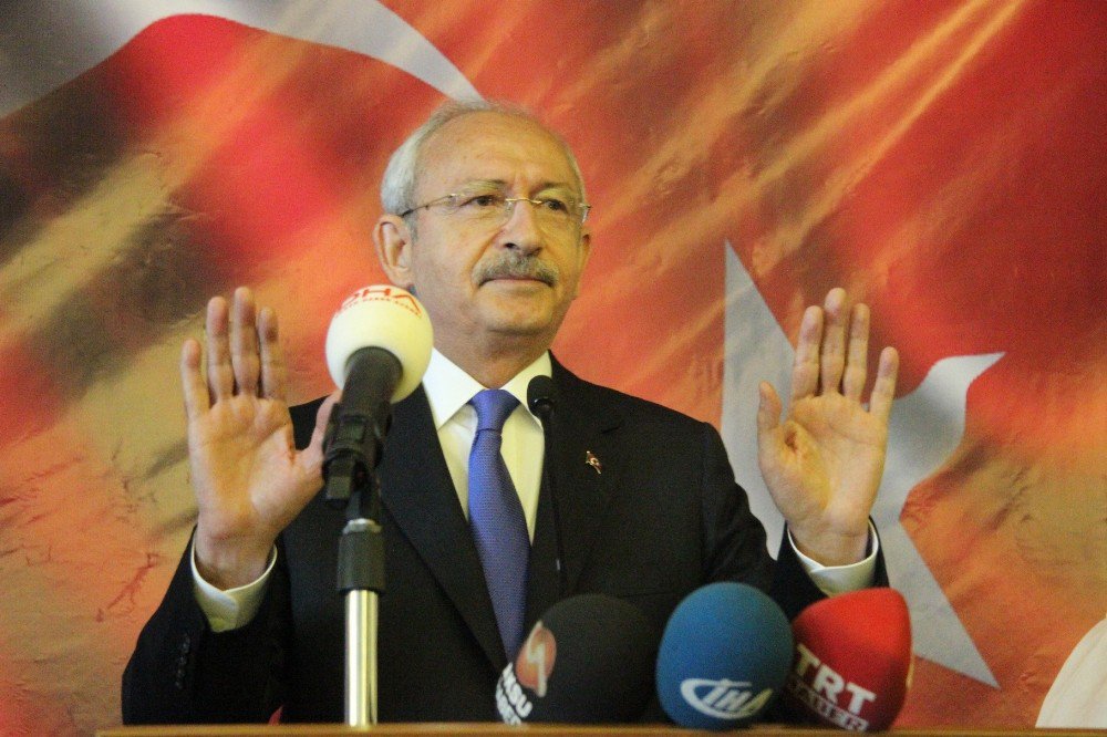 Kılıçdaroğlu, Kahramanmaraş’ta Muhtarlarla Buluştu