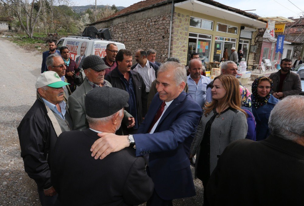 Acıpayam’da Başkan Zolan’a Yoğun İlgi