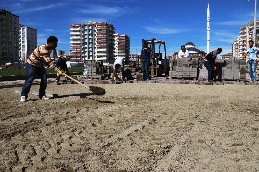 Başkan Akat Yol Çalışmasını Denetledi