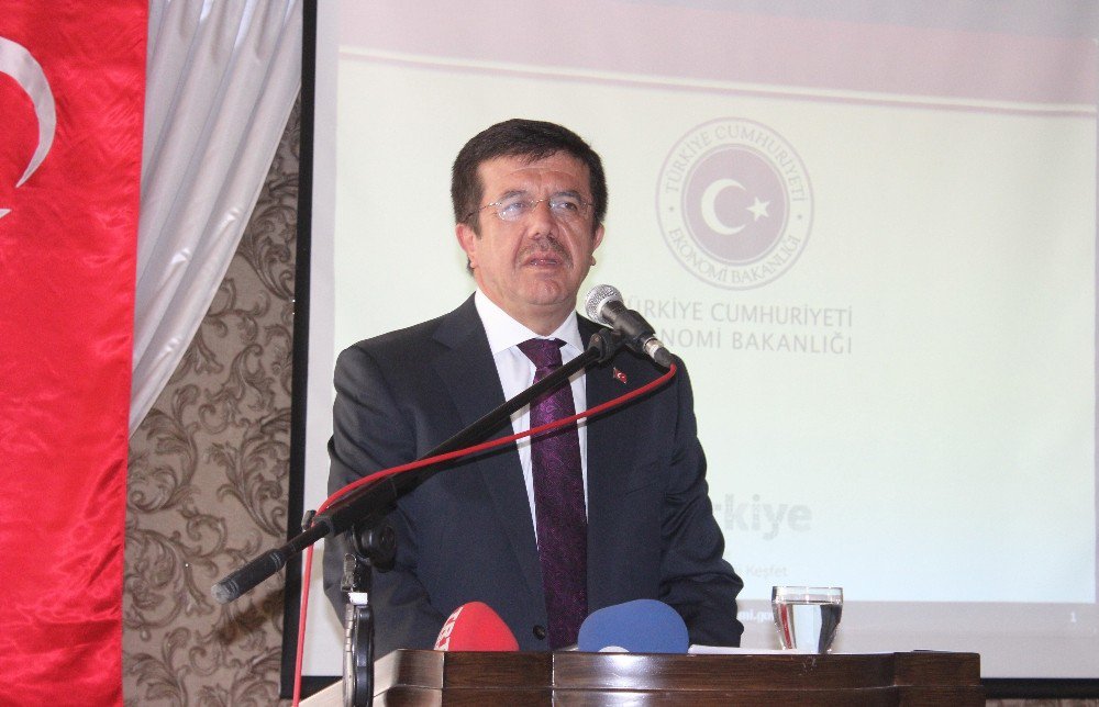 Bakan Zeybekci, Gençlerin Sorularını Yanıtladı