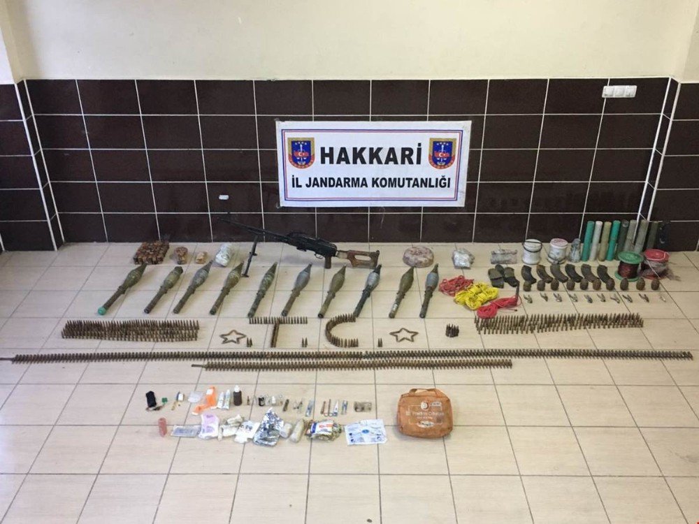 Hakkari’de Pkk Sığınağı Ele Geçirildi