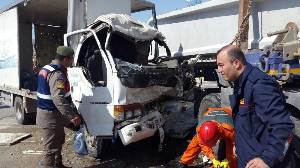 Kırıkkale’de Trafik Kazası: 1 Ölü, 1 Yaralı