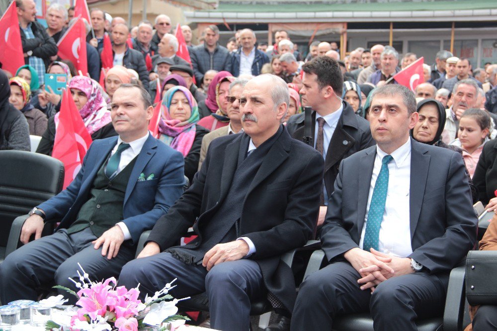 Başbakan Yardımcısı Numan Kurtulmuş, Beykoz’da Referandum Çalışmalarını Sürdürdü