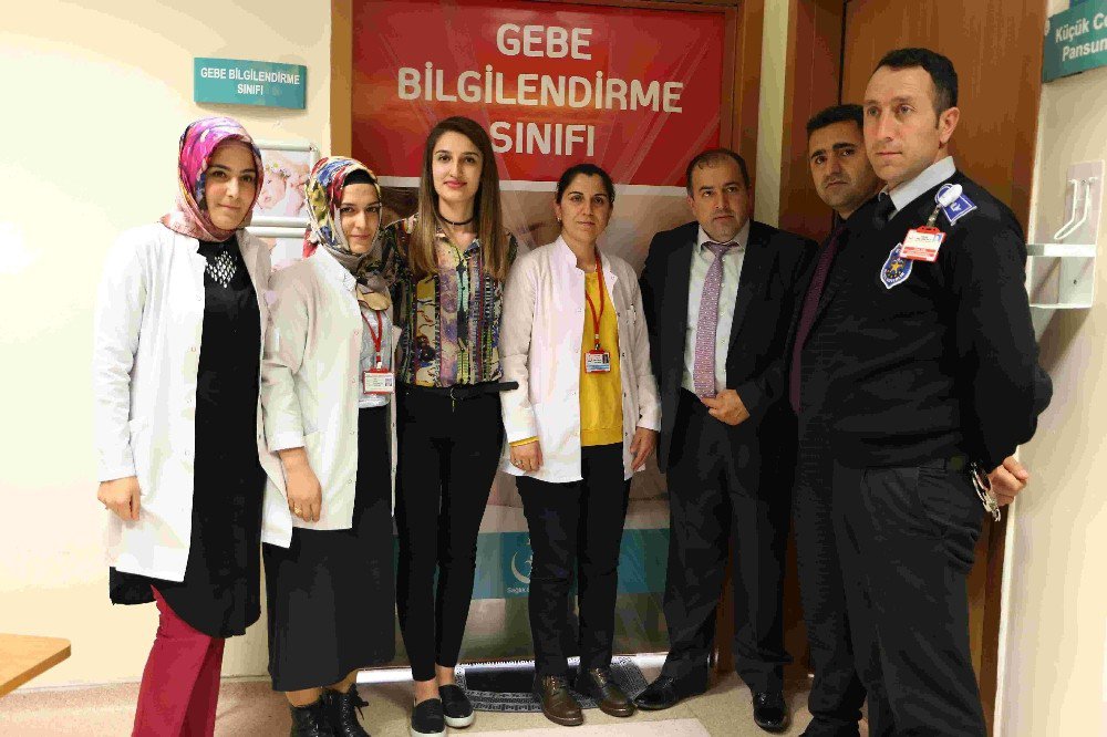 Varto’da ‘Gebe Bilgilendirme Sınıfı’ Açıldı