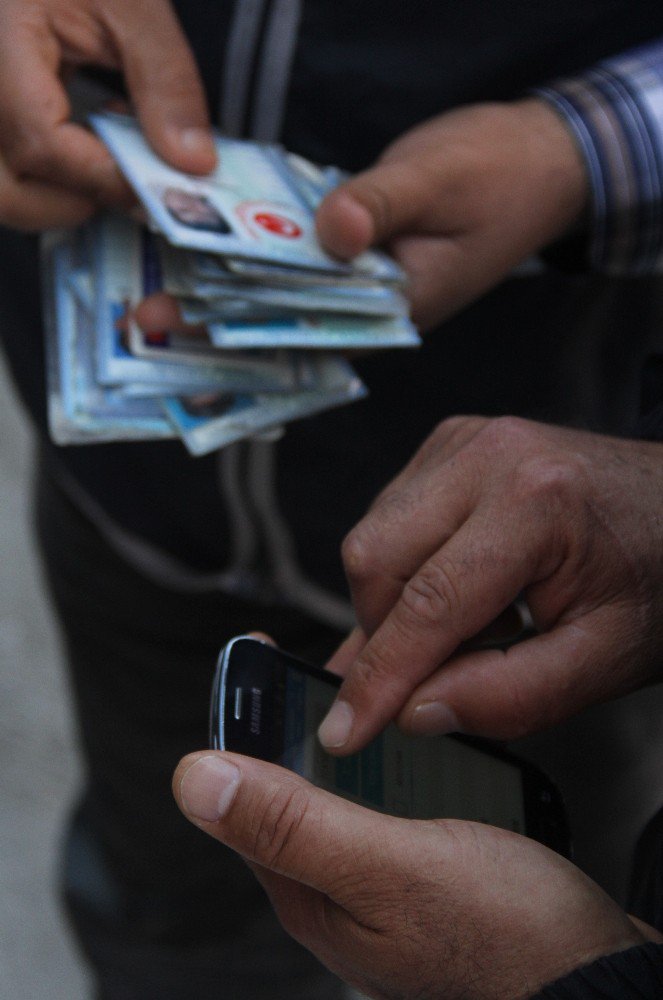 Polis Tek Tıkla Gbt Sorgusu Yapıyor