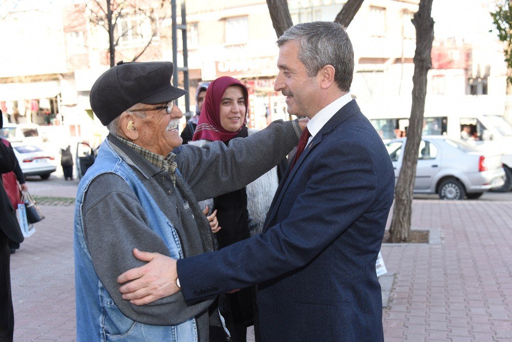 Tahmazoğlu Dumlupınar Mahallesinde Cumhurbaşkanlığı Sistemini Anlattı