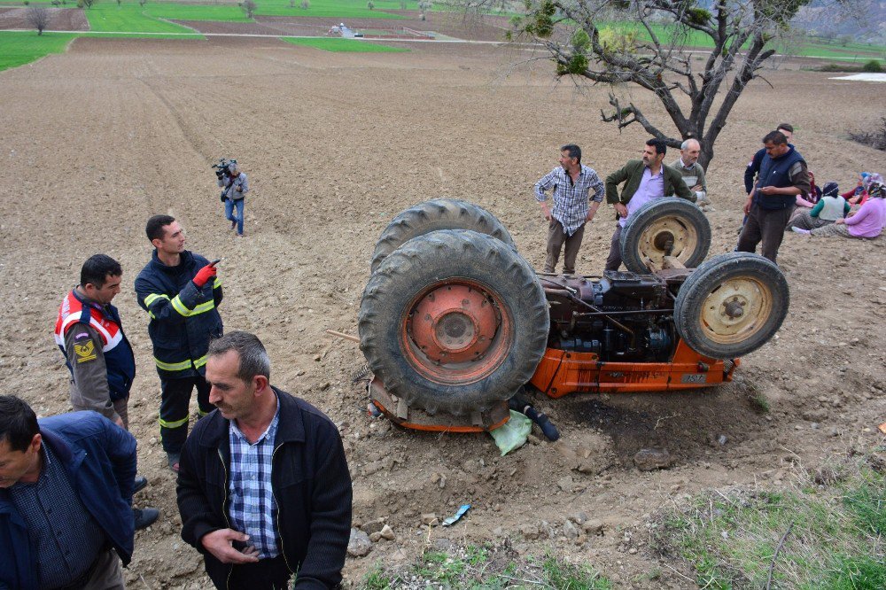 Erbaa’da Traktör Devrildi: 1 Ölü