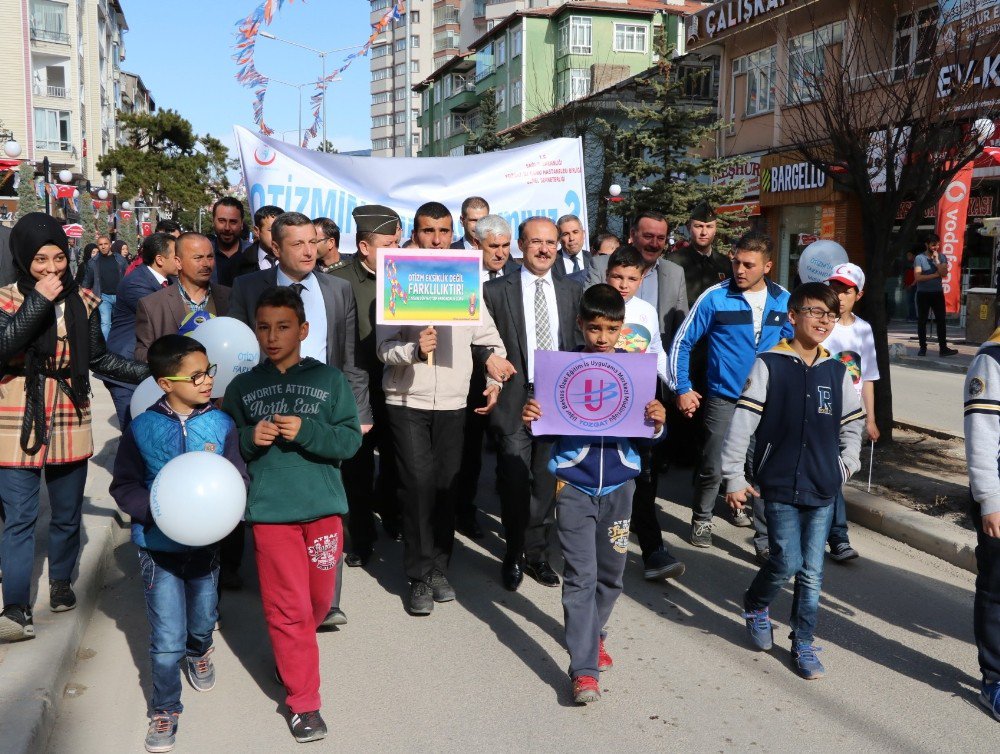 Yozgat’ta Otizm Farkındalık Yürüyüşü Yapıldı