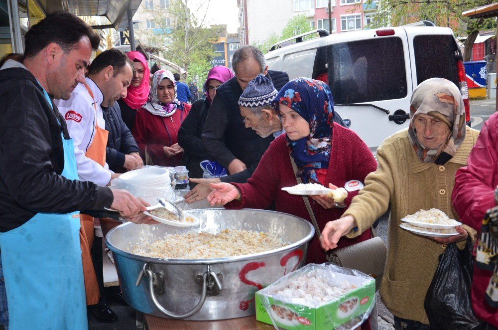 Yaşar Sarıdemir Pilav Hayrı İle Anıldı