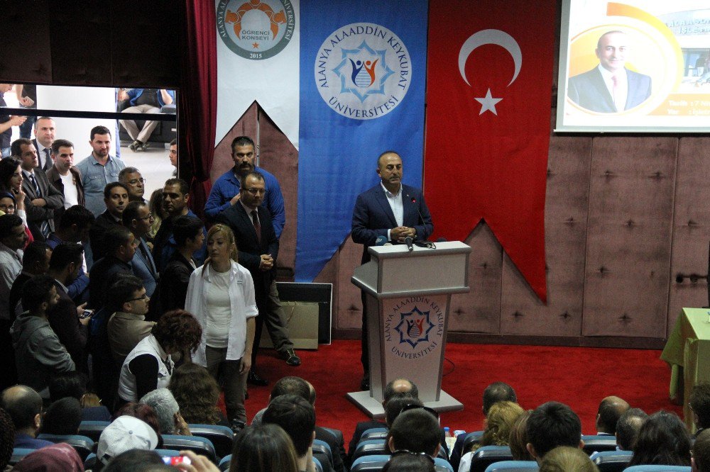 Çavuşoğlu: “Suriye’de İşin Peşini Bırakmayacağız”