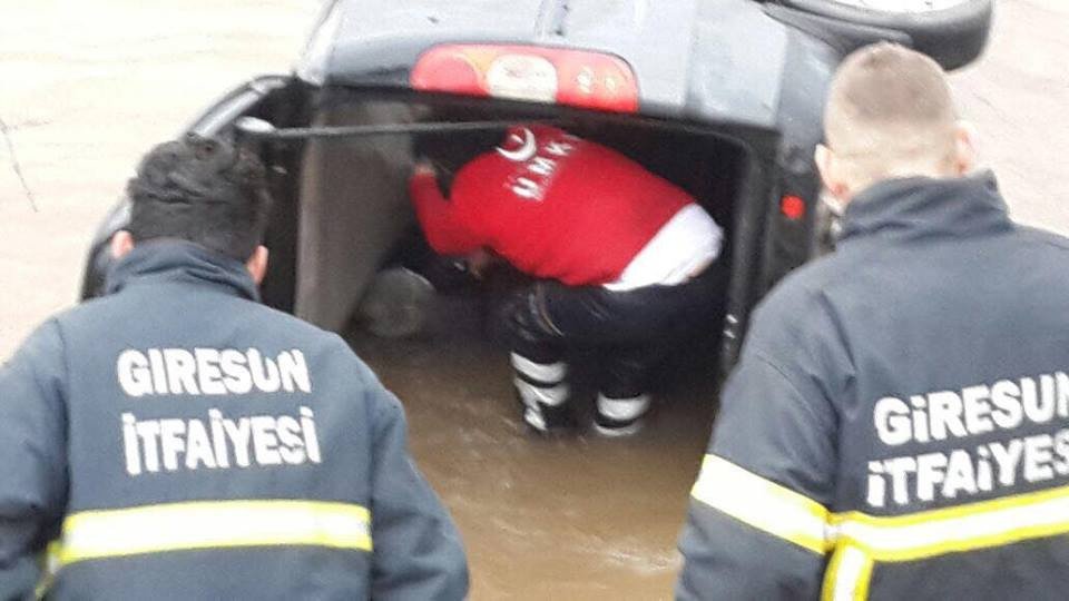 Giresun’da Trafik Kazası: 1 Ölü, 2 Yaralı