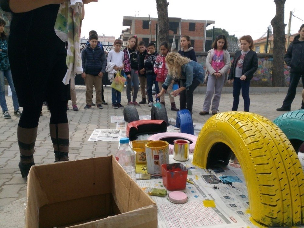 Burhaniyeli Öğrenciler Kuşlar İçin Yuva Hazırladı