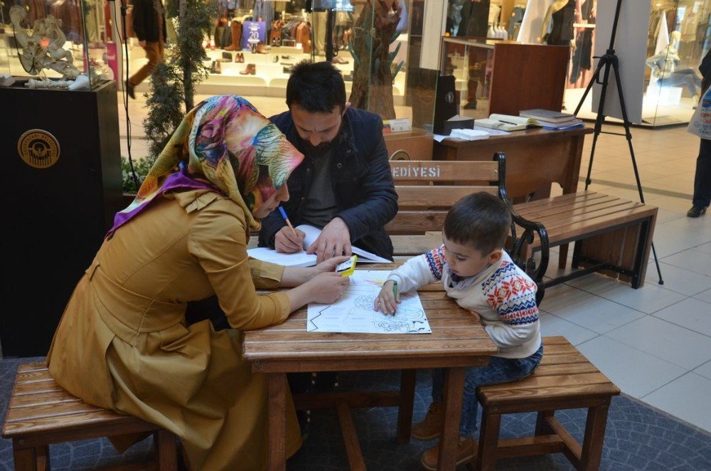 İş Makinelerinin Maketleri Yoğun İlgi Gördü