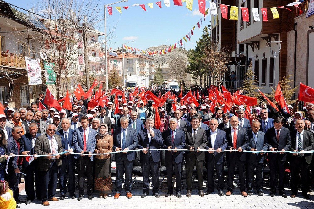 Akyürek: “Bütün Yatırımlar Birlik Ve Beraberliğin Neticesidir”