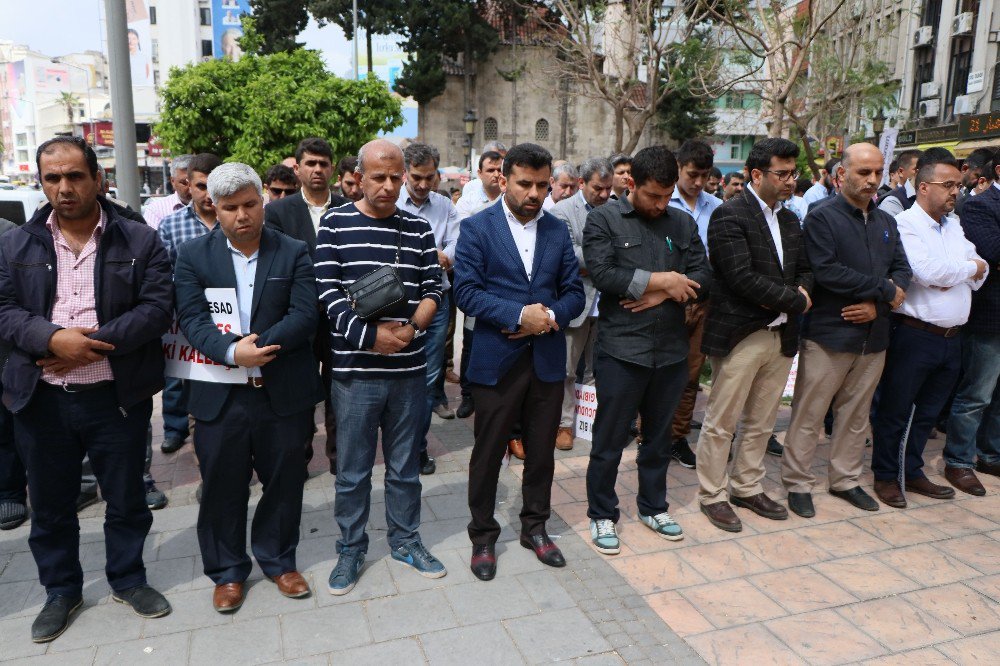 İdlib’de Ölenler İçin Adana’da Gıyabi Cenaze Namazı Kılındı