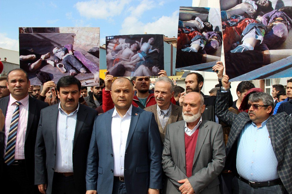 Suriye’de Hayatını Kaybedenler İçin Gıyabi Cenaze Namazı Kılındı